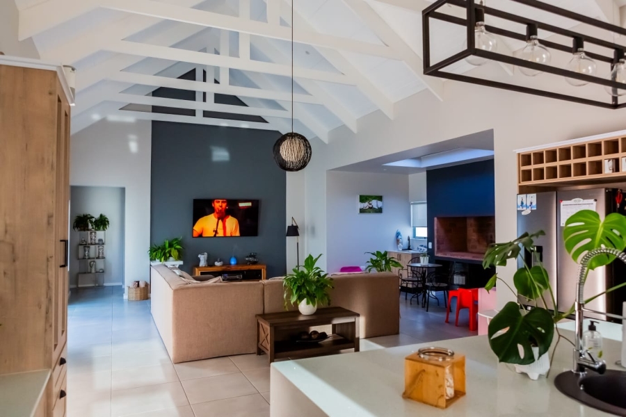 3 Bedroom Property for Sale in Mykonos Western Cape
